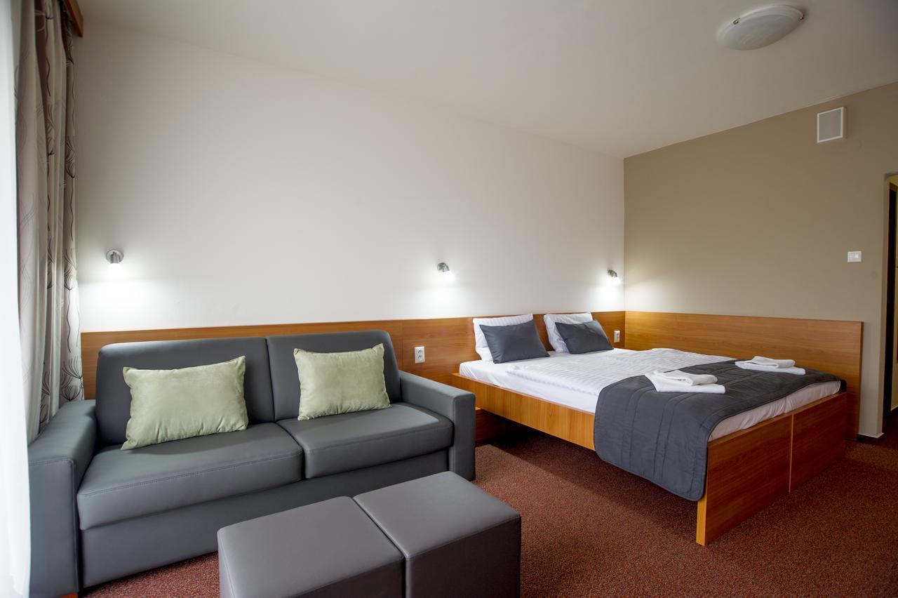 Wellness Hotel Thermal Štúrovo Buitenkant foto