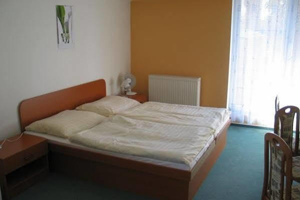 Wellness Hotel Thermal Štúrovo Buitenkant foto