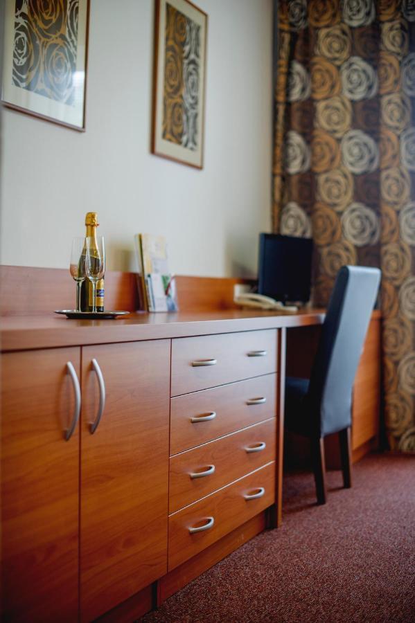 Wellness Hotel Thermal Štúrovo Buitenkant foto