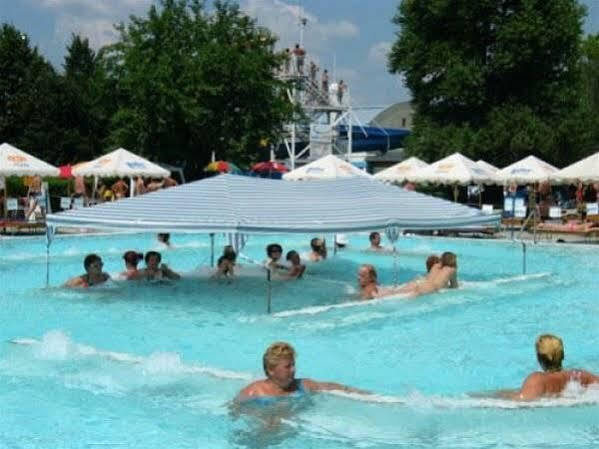 Wellness Hotel Thermal Štúrovo Buitenkant foto